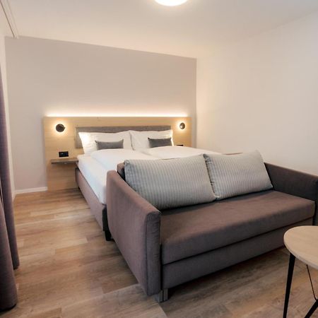 Hotel Restaurant Kreuz Kaiserstuhl Екстериор снимка