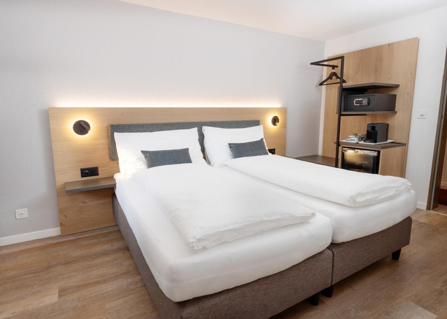 Hotel Restaurant Kreuz Kaiserstuhl Екстериор снимка