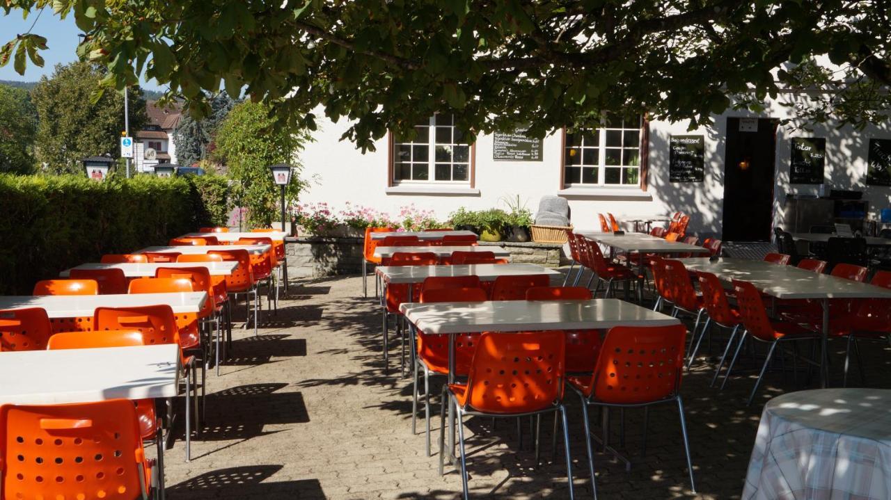 Hotel Restaurant Kreuz Kaiserstuhl Екстериор снимка